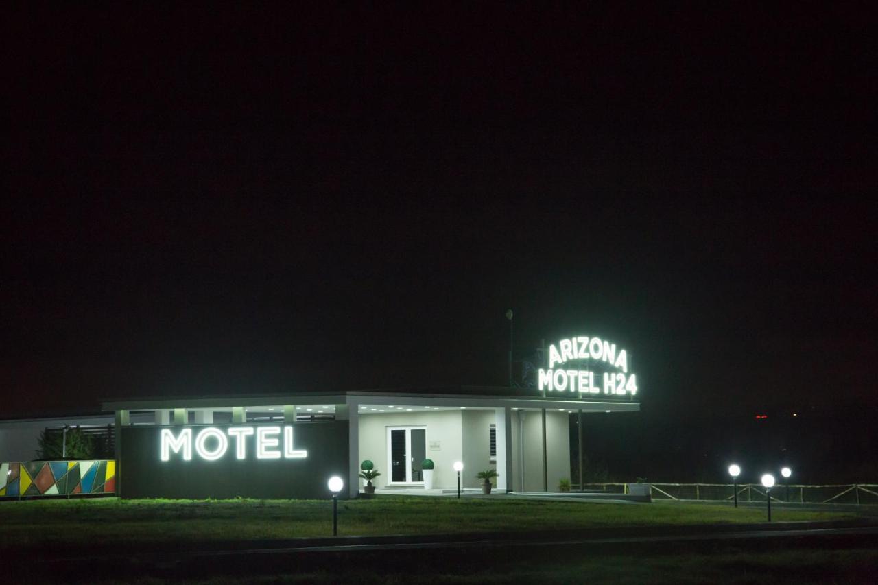 Arizona Motel Castel Volturno Kültér fotó